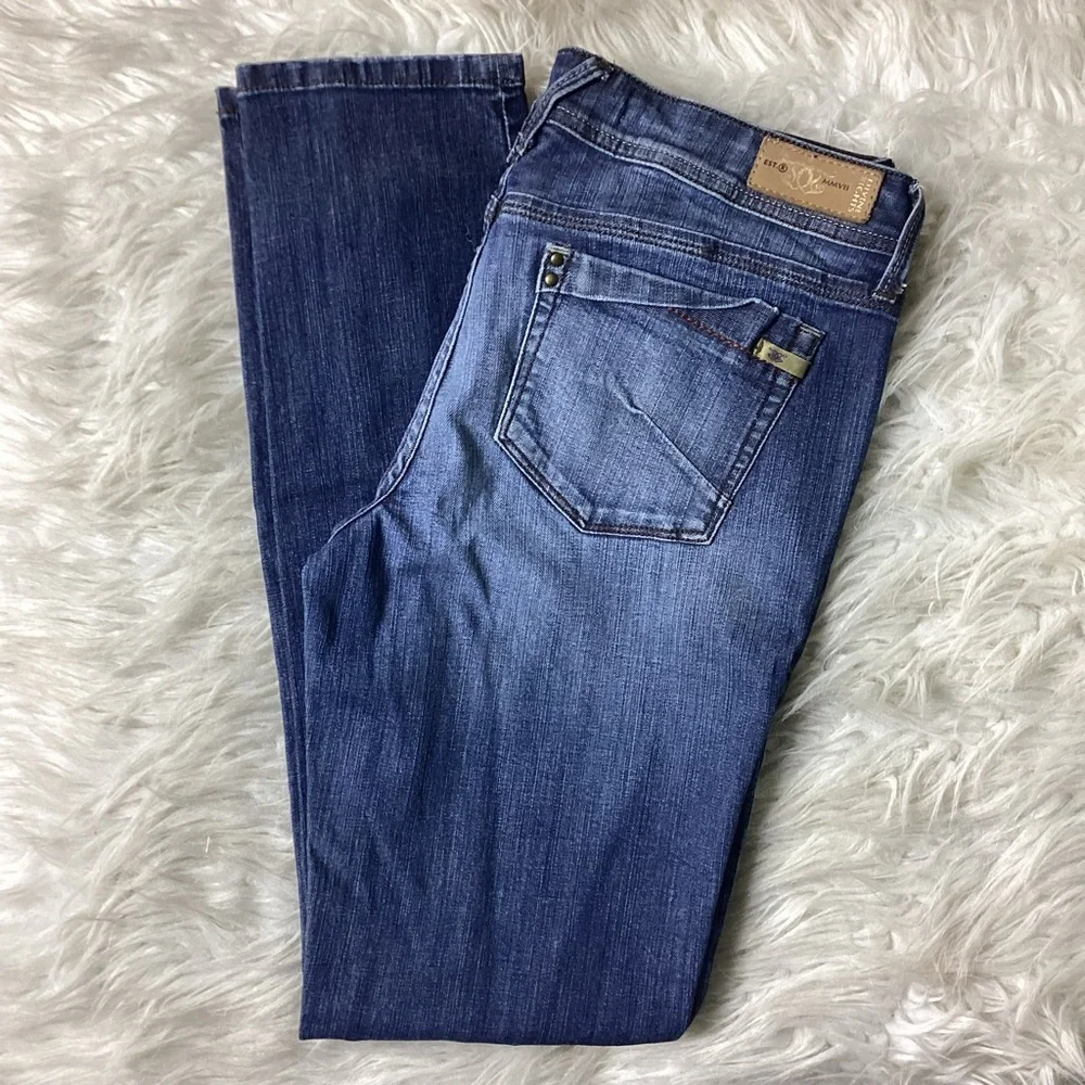 Divine Rights Lust - Picture 2 of 3